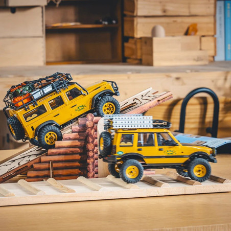 FMS 1:24 LAND ROVER DISCOVERY FIRST-GENERATION RTR YELLOW