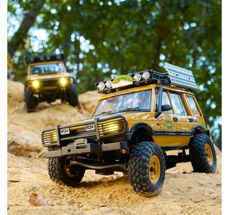 FMS 1:24 LAND ROVER DISCOVERY FIRST-GENERATION RTR YELLOW