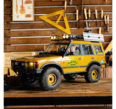 COCHE LAND ROVER 1/10 DISCOVERY RS AMARILLO FMS